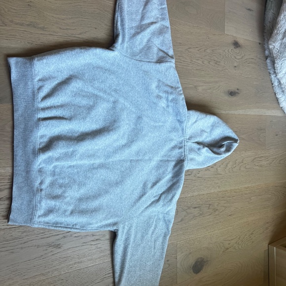 Brandy Melville Zip Up - Picture 2 of 3